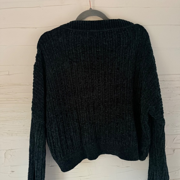 Urban Outfitters | Silence + Noise | Size S | Dark Green Velvety Knit Sweater - Picture 3 of 8